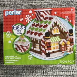 Perler Bead Kit Santas Workshop Christmas Craft Santa Raindeer AGES 6+ New